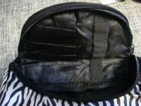 Лот: 1905118. Фото: 2. Косметичка новая+бонус лак для... Косметика и уход