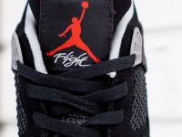 Лот: 14957734. Фото: 4. Кроссовки Air Jordan IV Retro... Красноярск