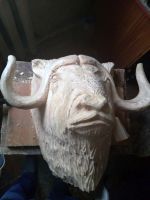 Лот: 7637531. Фото: 3. Резьба по дереву Буйвол (овцебык... Ручная работа