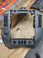 Лот: 16157872. Фото: 6. Центральная консоль Nissan Armada