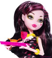 Лот: 4936875. Фото: 2. Draculaura Doll (Дракулура) Дракулаура... Игрушки
