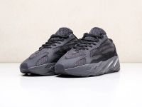 Лот: 13948672. Фото: 2. Кроссовки Adidas Yeezy Boost 700... Мужская обувь