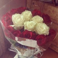 Лот: 3374132. Фото: 7. Букет из 15 роз, доставка в Красноярске...