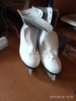 Лот: 14672846. Фото: 2. Коньки фигурные. Спортивные товары