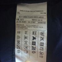 Лот: 7848473. Фото: 3. Безрукавка на синтепоне (Benetton... Дети растут