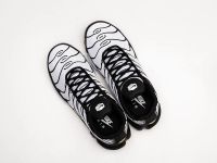 Лот: 20678565. Фото: 2. Кроссовки Nike Air Max Plus TN. Мужская обувь