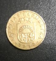 Лот: 14845898. Фото: 2. Монетка с рубля:Латвия. Банкноты
