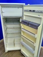 Лот: 12012075. Фото: 4. Холодильник (эконом) бирюса б-17... Красноярск