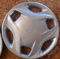 Лот: 494801. Фото: 2. Пара оригинальных колпаков Toyota... Шины, Диски