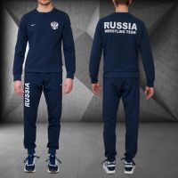 Лот: 8985334. Фото: 3. Nike Спортивный костюм. Одежда, обувь, галантерея