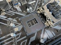 Лот: 20602974. Фото: 2. Материнская плата Gigabyte GA-H310M... Комплектующие