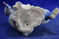 Лот: 21573238. Фото: 6. Фарфоровая статуэтка Кумушки две...