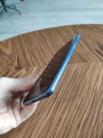 Лот: 15310255. Фото: 4. Honor 8, 4/64 Gb, FRD-L19, синий