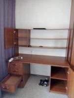 Лот: 22388046. Фото: 2. Письменный стол. Офисная мебель и домашние кабинеты