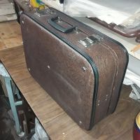 Лот: 18731391. Фото: 4. чистенький чемодан с ключиком... Красноярск