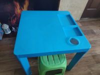Лот: 15535911. Фото: 2. Столик с отделениями для карандашей... Детская мебель