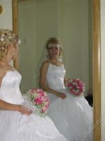 Лот: 825029. Фото: 2. Свадебное платье. Свадебная мода