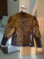 Лот: 1076281. Фото: 2. Куртка из натурального меха и... Женская одежда