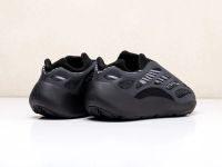 Лот: 15818229. Фото: 3. Кроссовки Adidas Yeezy Boost 700... Одежда, обувь, галантерея
