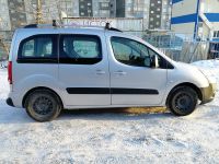 Лот: 15579716. Фото: 4. Автомобиль