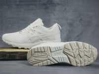 Лот: 13252785. Фото: 3. Кроссовки Asics knit. Одежда, обувь, галантерея