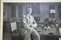 Лот: 10499057. Фото: 4. Фотоплакат Гитлера в рамке. Красноярск