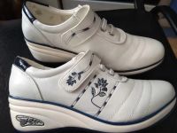 Лот: 21543596. Фото: 2. продам кроссовки. Женская обувь