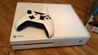 Лот: 6668137. Фото: 2. Xbox One 500 Gb, Белый, идеальное... Игровые приставки, консоли, видеоигры