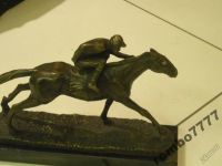 Лот: 5817419. Фото: 2. конь.лошадь.бронза.20см.европа... Живопись, скульптура, фото