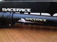 Лот: 2623324. Фото: 2. Подседельный штырь RaceFace Deus... Велоспорт