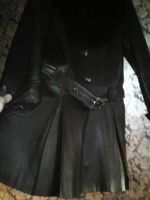 Лот: 7146552. Фото: 2. Кожаный плащ. Женская одежда