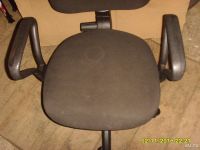 Лот: 8490048. Фото: 2. Офисный или компьютерный стул. Офисная мебель и домашние кабинеты