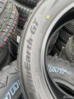 Лот: 20015469. Фото: 2. шины 215/55 R17 Yokohama BluEarth-GT... Шины, Диски