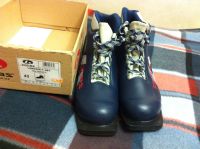 Лот: 8436831. Фото: 3. Лыжные ботинки: Botas Vega. Спортивные товары