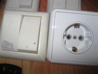 Лот: 6840006. Фото: 2. розетки выключатели нож и прибор... Электрооборудование
