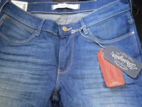 Лот: 9085447. Фото: 2. Женские джинсы Wrangler Corynn... Женская одежда