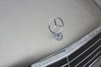 Лот: 12641446. Фото: 6. Mercedes-Benz E-Class E220, 1993...