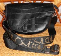 Лот: 25340813. Фото: 2. Сумка черная кросс-боди кожзам... Аксессуары