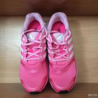 Лот: 8004381. Фото: 2. Кроссовки Adidas Questar Boost. Женская обувь