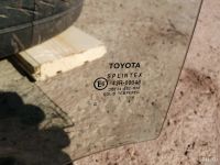 Лот: 13687434. Фото: 2. Toyota avensis стекло боковое... Автозапчасти