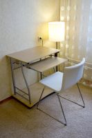 Лот: 4157607. Фото: 4. Компьютерный стол на колесиках. Красноярск