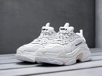 Лот: 17096230. Фото: 2. Кроссовки Balenciaga Triple S... Мужская обувь