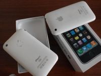 Лот: 5017587. Фото: 2. Два iPhone 3gs 32GB читать описание. Смартфоны, связь, навигация