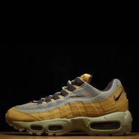 Лот: 10039819. Фото: 2. Кроссовки Nike Air Max 95. Мужская обувь