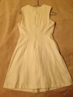 Лот: 5965995. Фото: 2. Стильное платье Benetton шерсть. Женская одежда