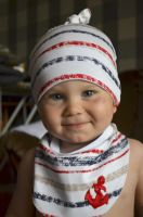 Лот: 5865634. Фото: 2. Шапочка и слюнявчик. Одежда и аксессуары