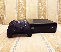 Лот: 11598298. Фото: 3. Xbox one 500 gb 2 геймпада + очень... Компьютеры, оргтехника, канцтовары
