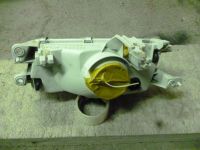 Лот: 10401474. Фото: 2. Фара передняя правая Mazda 323... Автозапчасти