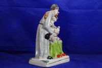 Лот: 23955461. Фото: 3. Фарфоровая статуэтка Дьяк и Солоха... Сувениры, подарки
