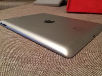 Лот: 4593113. Фото: 4. iPad 4 Wi-Fi 32Gb белый идеальное... Красноярск